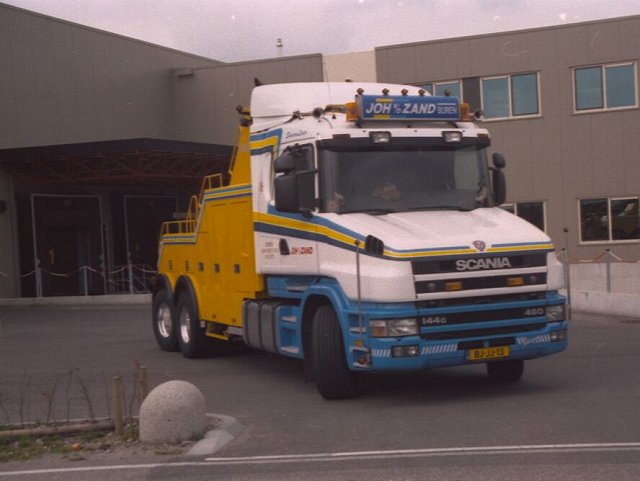 Scania-144-L-460-Bergetruck-vdZand-Koster-020304-1[1].jpg - Aaldert Koster